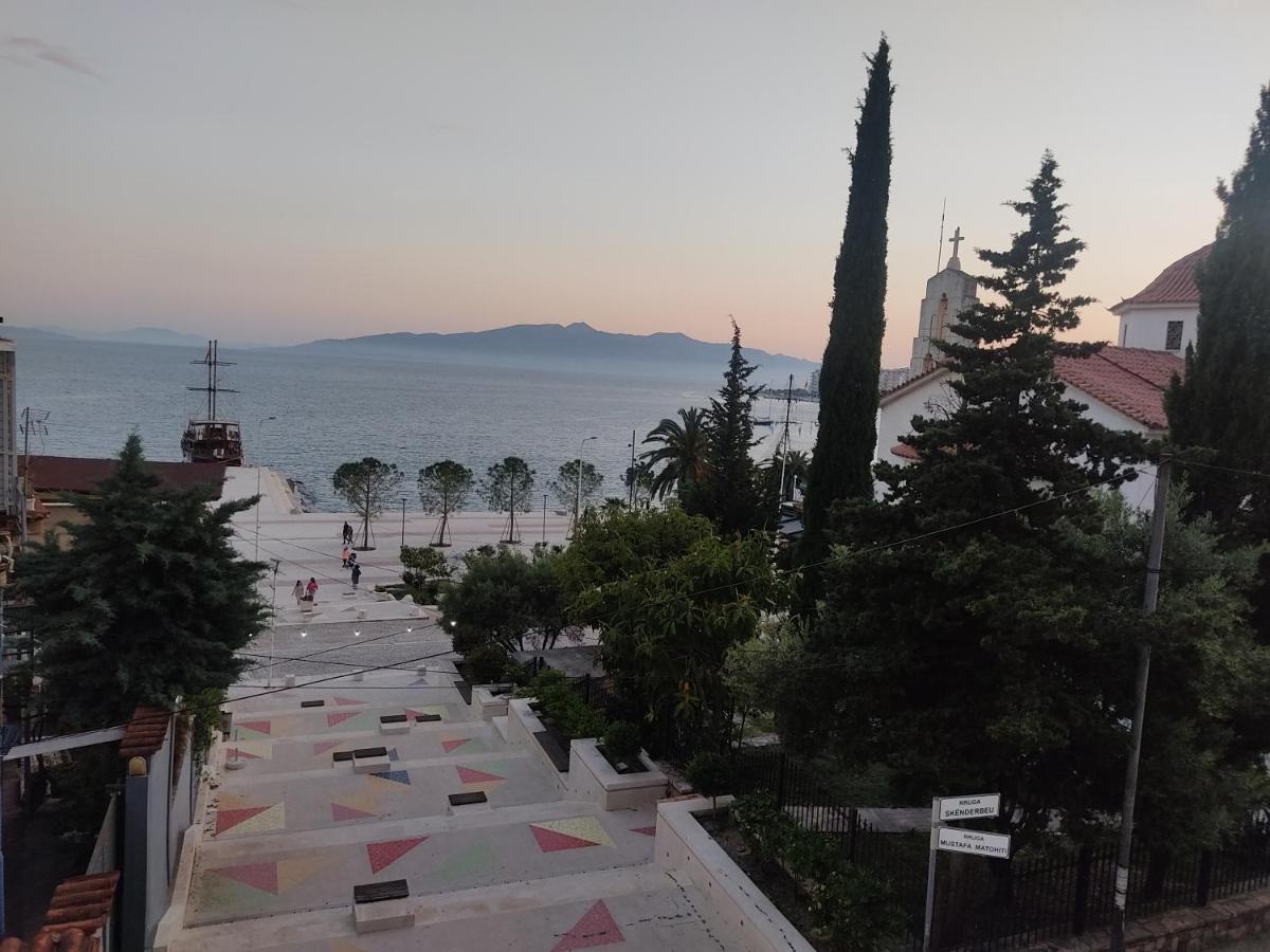 Margaritas Apartments Sarande Bagian luar foto