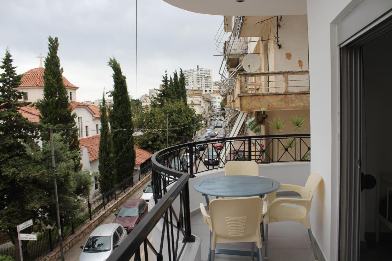 Margaritas Apartments Sarande Bagian luar foto