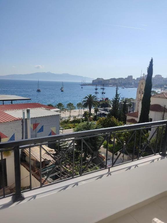 Margaritas Apartments Sarande Bagian luar foto