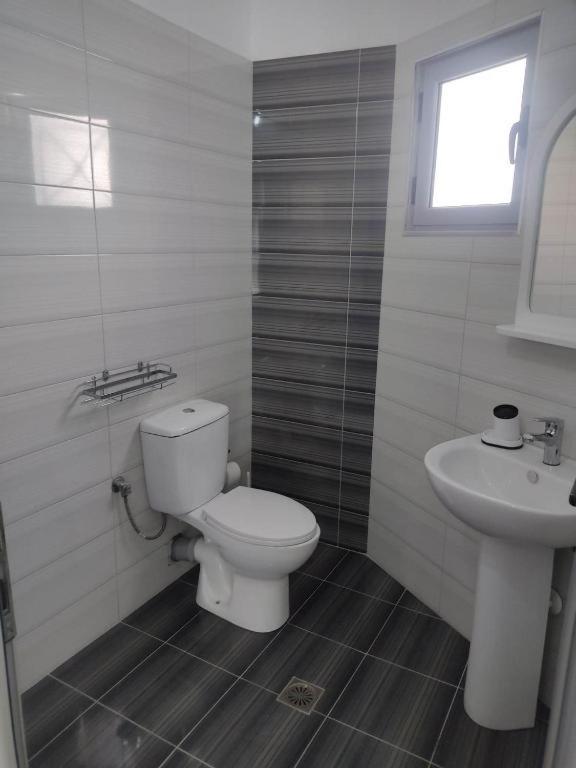 Margaritas Apartments Sarande Bagian luar foto