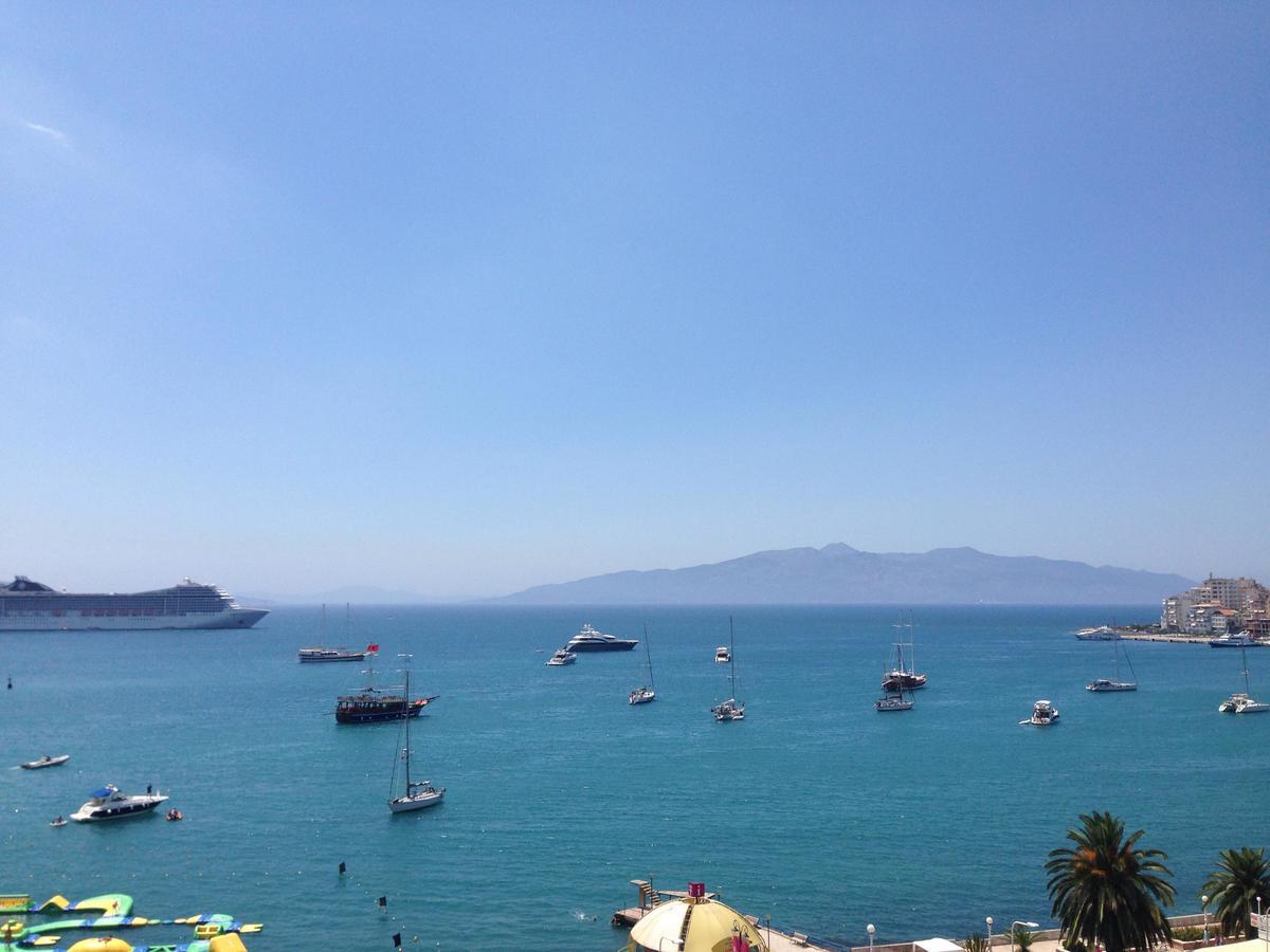 Margaritas Apartments Sarande Bagian luar foto